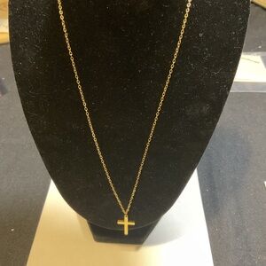Elegant Gold Cross Pendant Necklace